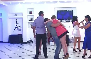 فيديو مجاني سكرتيرات في حفل الزفاف