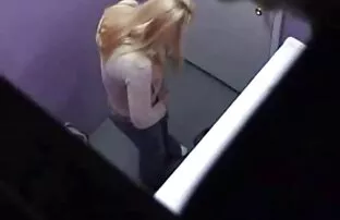 فيديو مجاني دباغة صالون تجسس