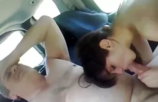 فيديو مجاني رجل يبلغ من العمر يمارس الجنس مع صبي صغير