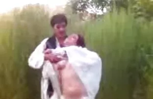 فيديو مجاني قبلة عربية مخفية