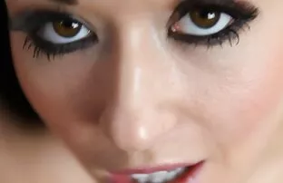 فيديو مجاني الوجه ديفين