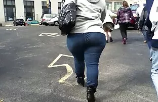 فيديو مجاني غنيمة كبيرة النشل الجينز الحمار