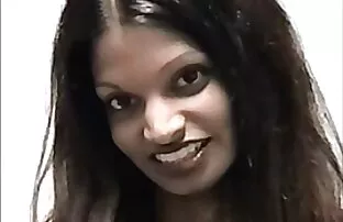 فيديو مجاني جميلة الهندي فاتنة نحيفة