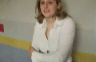 فيديو مجاني الكلبة شقراء