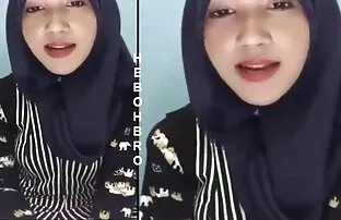 فيديو مجاني الحجاب يحب شرب المني