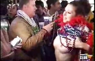 فيديو مجاني امض الثدي
