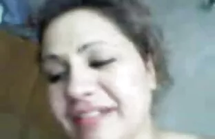 فيديو مجاني زوجة عربية جميلة تعمل يدها هوايتها