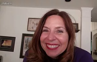 فيديو مجاني أمي الأمريكية المشاغب اللعب مع نفسها
