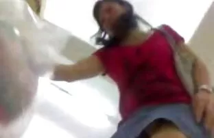 فيديو مجاني حلقة بيضاء ، سورابايا ، إندونيسيا