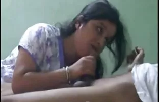 فيديو مجاني لطيف bhabhi عاشق مص ديك