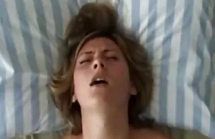 فيديو مجاني منفردا في سن المراهقة كس متعة النشوة الافتراضية 3
