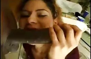 فيديو مجاني سيدة الساخنة لاتينا تمتص ويبتلع كبيرة ديك أسود نائب الرئيس