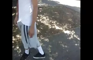 فيديو مجاني أفضل صديق وثقب في السراويل