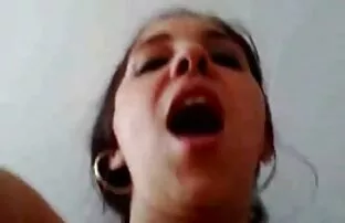 فيديو مجاني فتاة عربية شابة تمتص و