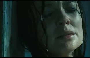 فيديو مجاني سارة واين