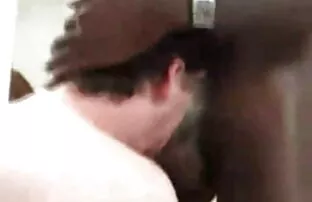 فيديو مجاني زوجة تمتصه وزوجها