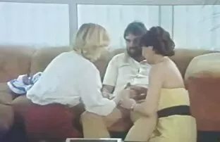 فيديو مجاني خمر الثلاثي